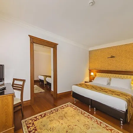 Acra - Special Category 4*